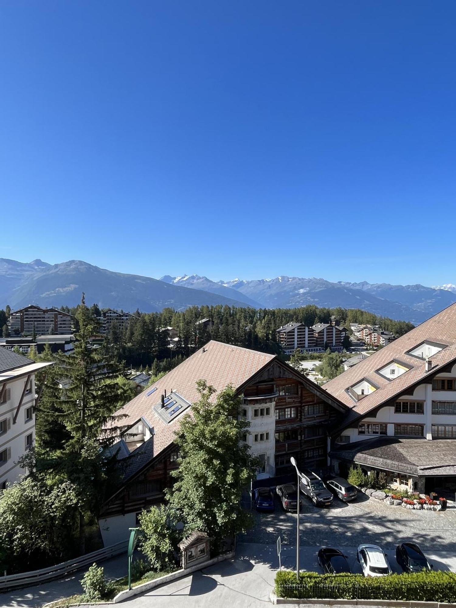 L'eperon Center Wonderful View